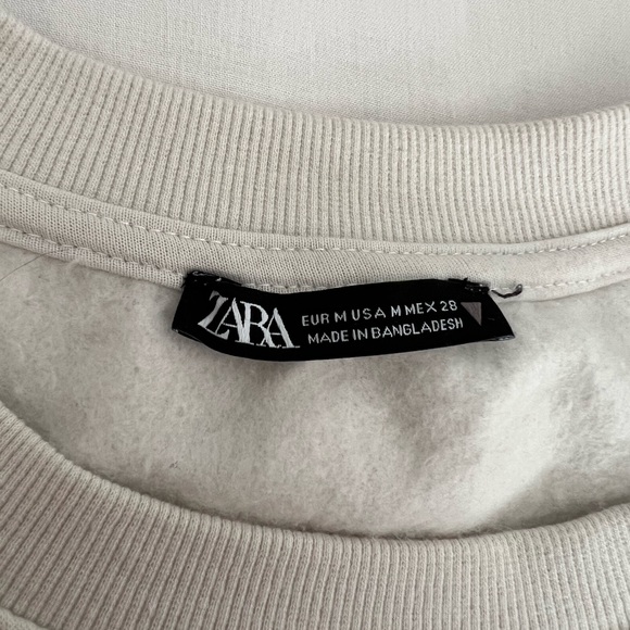 Zara - Cropped crew neck sweatshirt - Picture 3 of 5